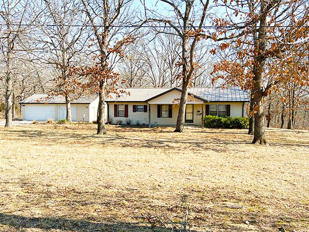 21656 County Road 232l, Hermitage, MO 65668