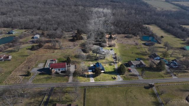 6082 Wayne Trace Rd, Somerville, OH 45064