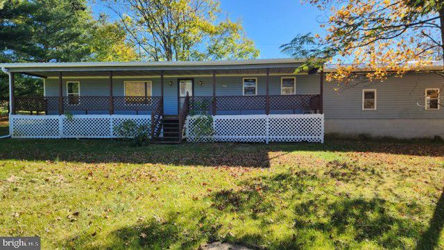 8872 Path Valley Rd, Fort Loudon, PA 17224