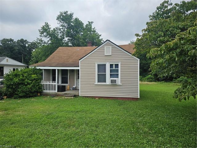 1547 Barnes St, Reidsville, NC 27320
