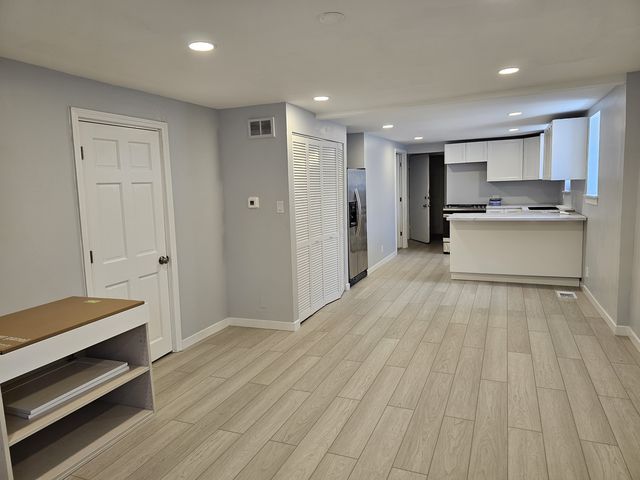 2417 N  Washtenaw Ave #1, Chicago, IL 60647