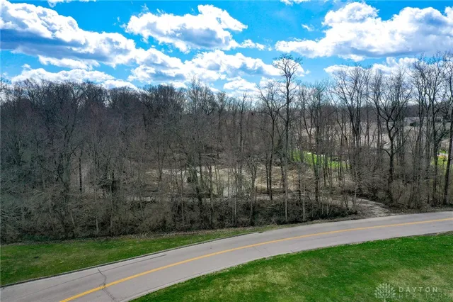 3385 Baronwood Blvd, Dayton, OH 45440