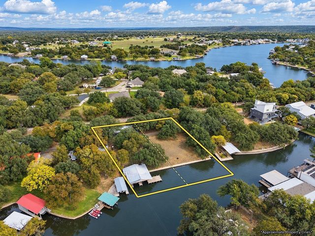 1705 Glencove, Kingsland, TX 78639