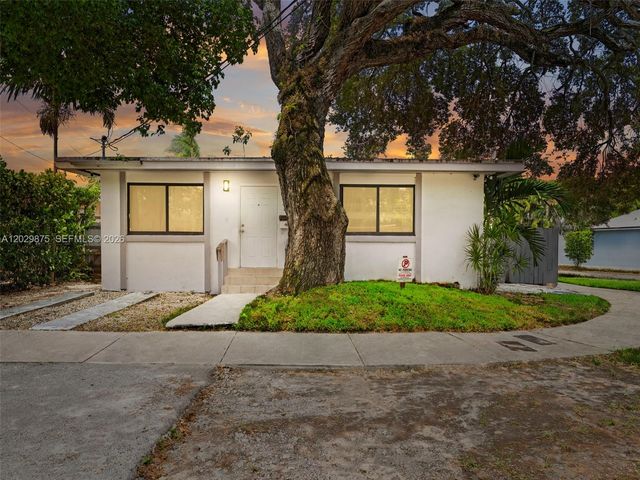 2745 SW 34th Ave, Miami, FL 33133