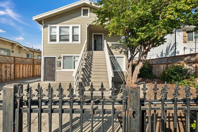 5533 Scoville St, Oakland, CA 94621