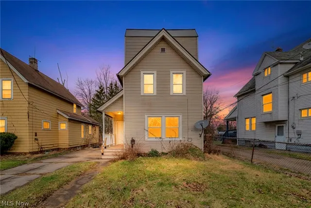 8417 Tioga Ave, Cleveland, OH 44105