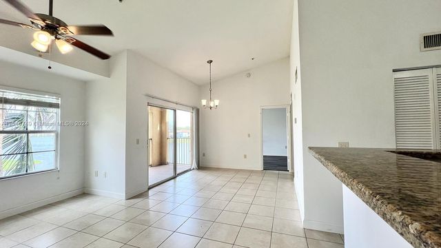 4190 San Marino Blvd #306, West Palm Beach, FL 33409