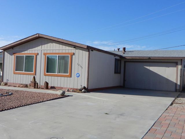 32747 Bloomfield Ave, Thousand Palms, CA 92276