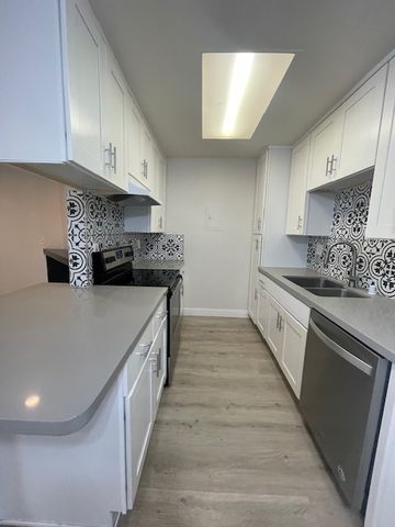 3943 E  4th St #2, Long Beach, CA 90814
