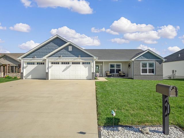 711 Pheasant Run, Waterloo, IL 62298