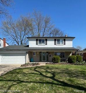 33838 Chatsworth Dr, Sterling Heights, MI 48312