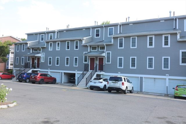 16 N  Stone Mill Dr #1014, Dedham, MA 02026