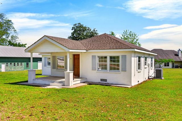 11 Sassafras Dr, Carriere, MS 39426