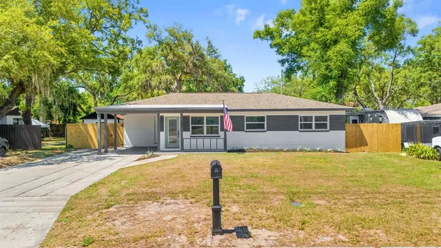 207 W  Bougainvillea Ave, Tampa, FL 33612