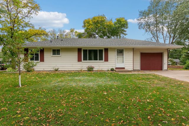 8070 Homestead Ave S, Cottage Grove, MN 55016