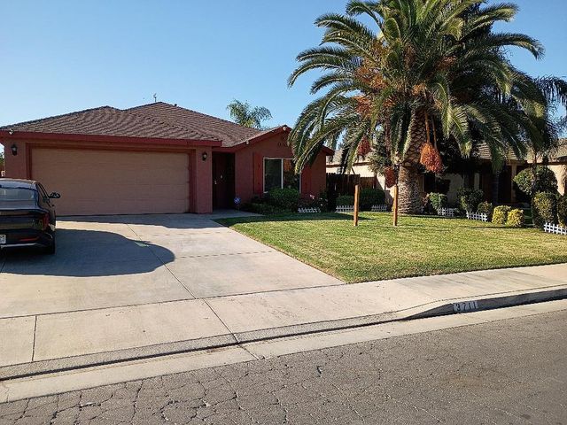 3711 Ridgemont St, Bakersfield, CA 93313