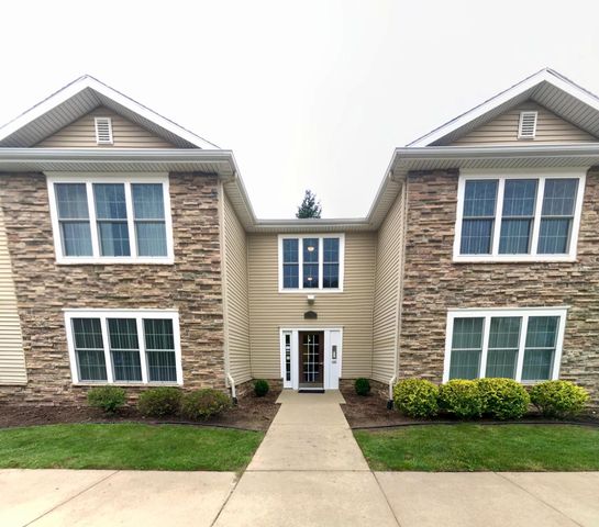 9090 N  Main St, Berrien Springs, MI 49103