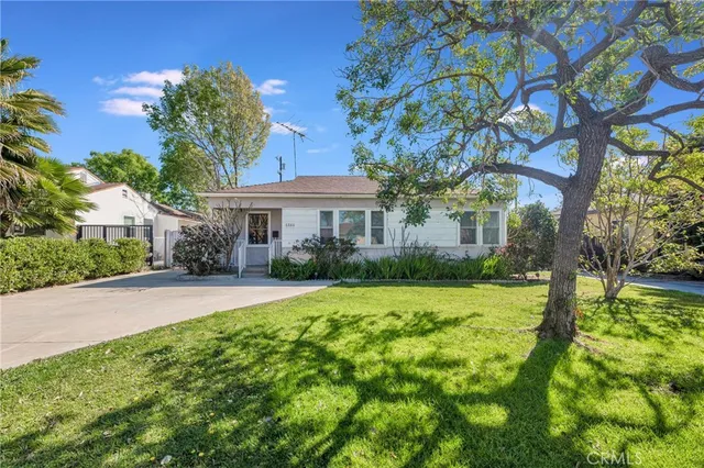 6350 Costello Ave, Van Nuys, CA 91401