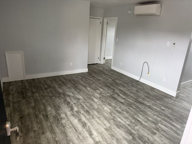 639 Russian St #11566777, California, PA 15419