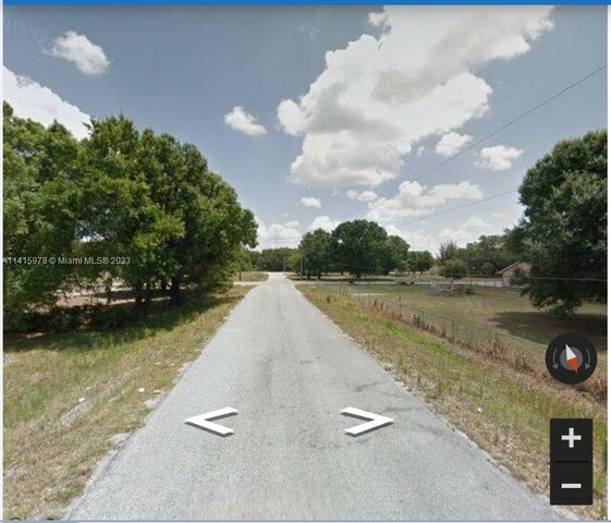 Address Not Disclosed, Mulberry, FL 33860