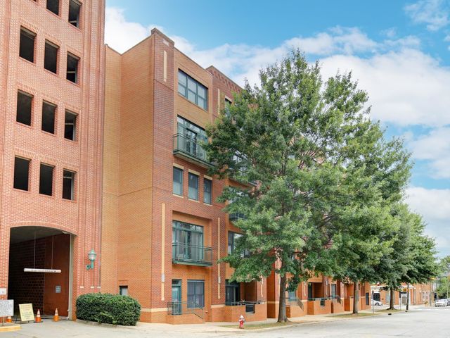 444 S  Blount St #121, Raleigh, NC 27601