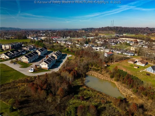 147-165 Weybridge Dr, Scott Depot, WV 25560