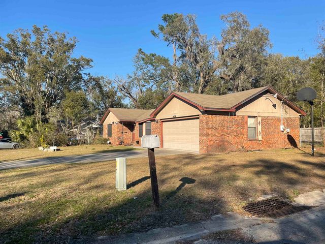 416 Hargrove St S, Perry, FL 32348