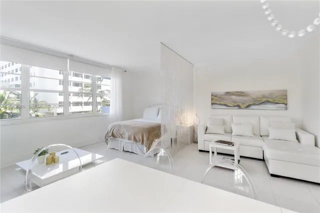 100 Lincoln Rd #306, Miami Beach, FL 33139