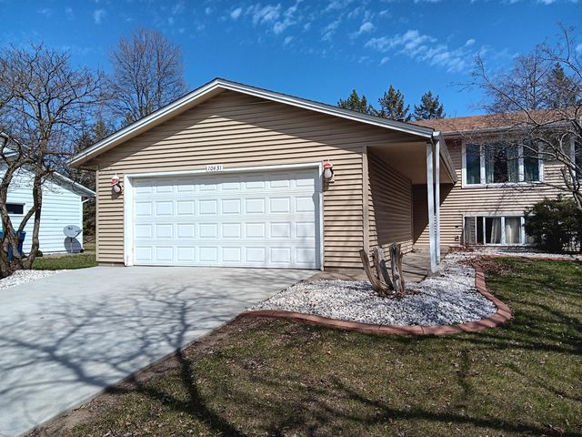 10431 Quebec Ave S, Bloomington, MN 55438