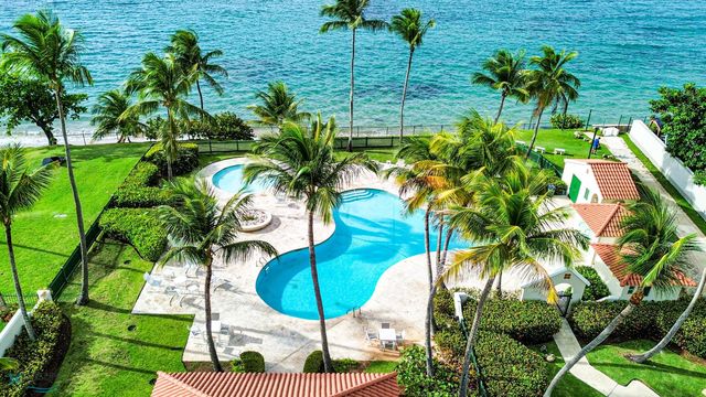 1 Dorado Bch  E, Dorado, PR 00646