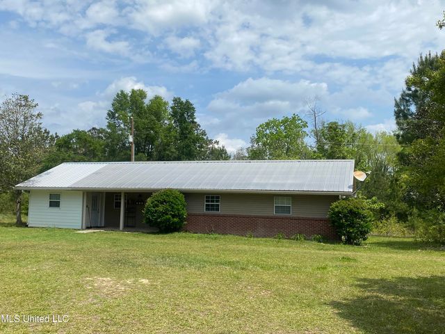 94 Lloyd Wise Rd, Carriere, MS 39426