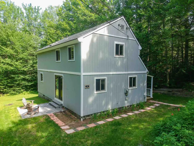 48 Villager Loop, West Dover, VT 05356