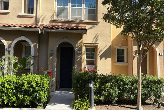 1520 Avina Cir #4, Santa Clara, CA 95054