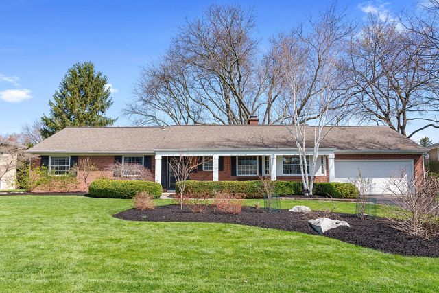 1432 Friar Ln, Upper Arlington, OH 43221