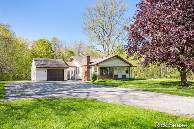 9800 Five Mile Rd NE, Ada, MI 49301