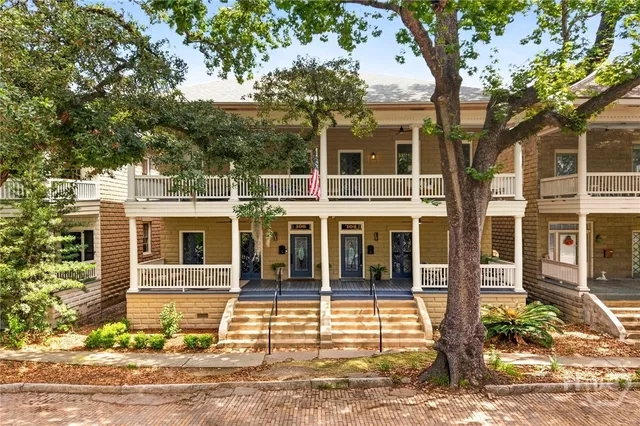 104 W 38th Street, Savannah, GA 31401