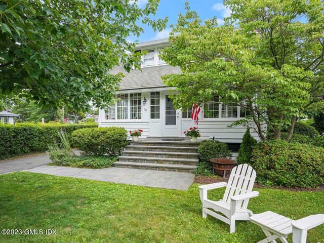 30 Edgewater Dr, Old Greenwich, CT 06870