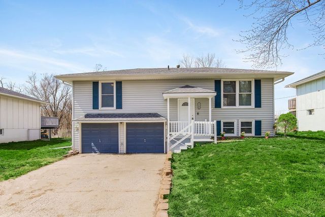 1208 S  Mayview Ave, Independence, MO 64057