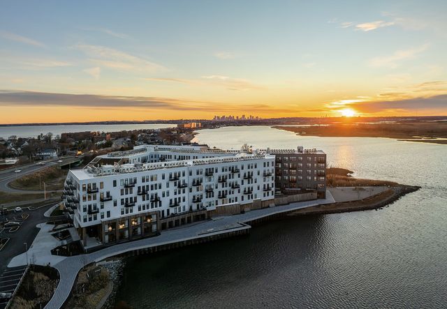 1 Gibson Way #575, Revere, MA 02151