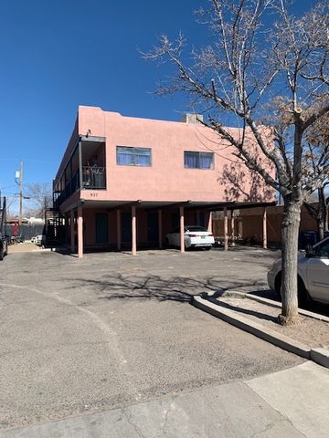 929 Aztec Rd NW #3, Albuquerque, NM 87107