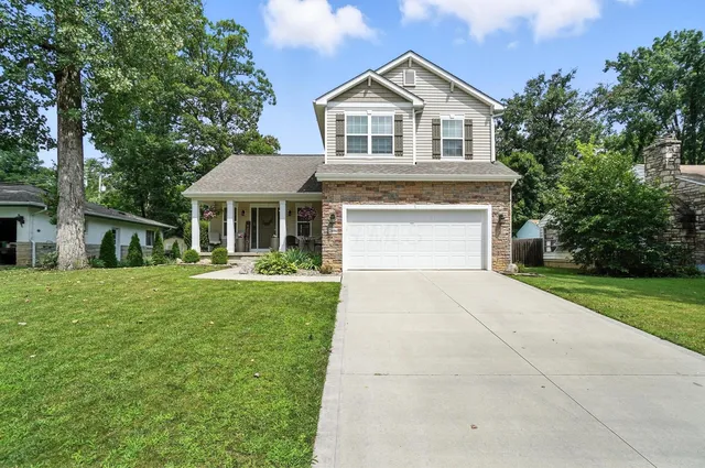 2696 Minerva Lake Rd, Columbus, OH 43231