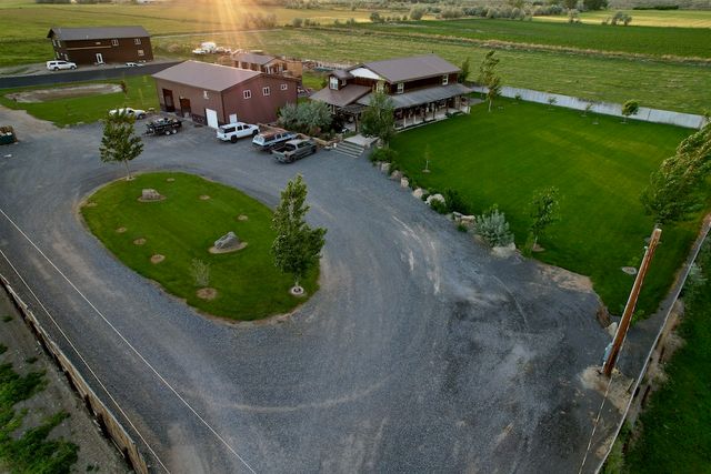 307 W  Platte Ave, Byron, WY 82412