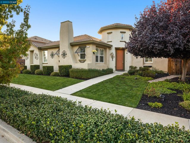 2117 Henry Hart Dr, Brentwood, CA 94513