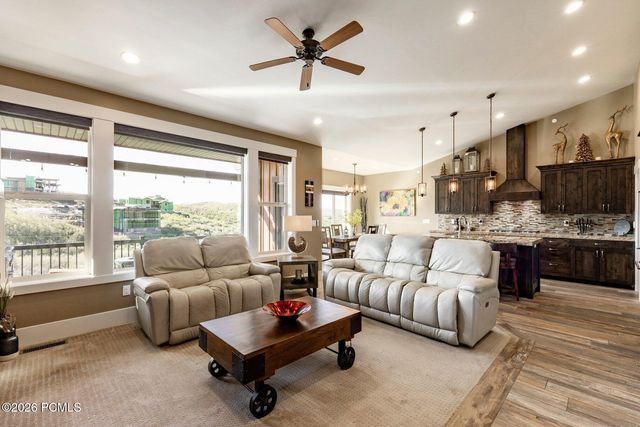 1754 E  Longview Dr, Hideout, UT 84036