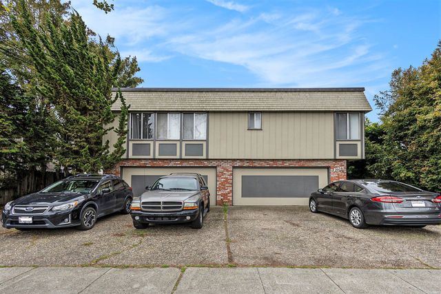 2608 Central Ave #B, Alameda, CA 94501