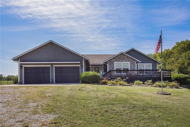 470 NW 1901st Rd, Kingsville, MO 64061