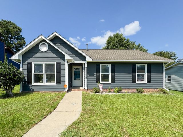 5578 Windy Knoll Pl, Fayetteville, NC 28304
