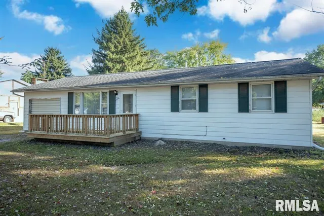 216 E  Glendale St, Manito, IL 61546