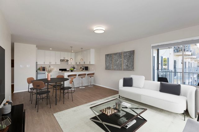 642 Alvarado St #202, San Francisco, CA 94114
