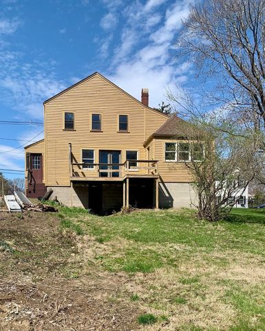 1380 South Street, Portsmouth, NH 03801